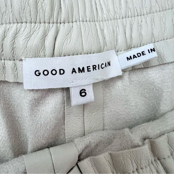 NEW Good American Better Than Leather Shorts Elastic Waist Bone Size 6 3XL - Picture 15 of 16